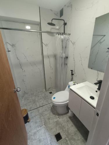 Shower, Amazing apt ocean view, 10 min Airport in Maiquetía