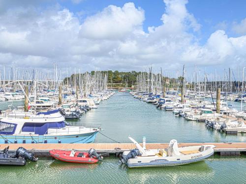 Holiday Home Les Guérins by Interhome Holiday Home Les Guérins by Interhome