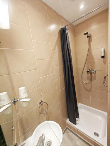 Hotel Tropicana - image 12