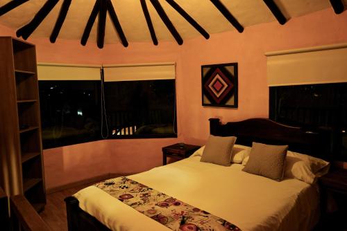 Basic Triple Room image 9