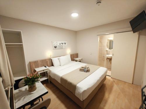 Hotel Tropicana - image 11
