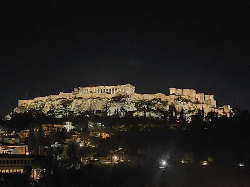 Live Life Acropolis - image 13