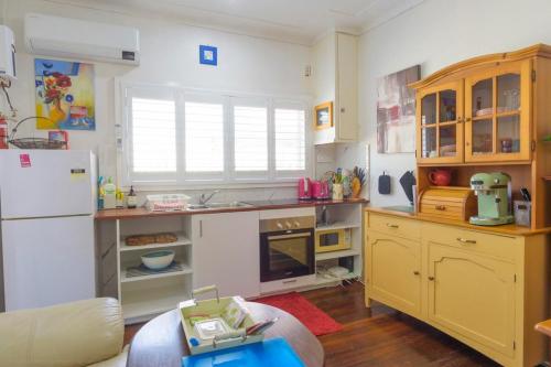 U1 - Quaint 1 Bedroom Unit, Wanda Beach in Cronulla