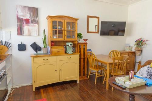 U1 - Quaint 1 Bedroom Unit, Wanda Beach in Cronulla