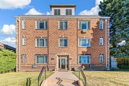 Detroit by Modern Midstay - On City Park #T22 in Northeast Park Hill