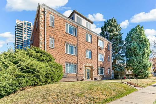 Detroit by Modern Midstay - On City Park #T22 in Northeast Park Hill