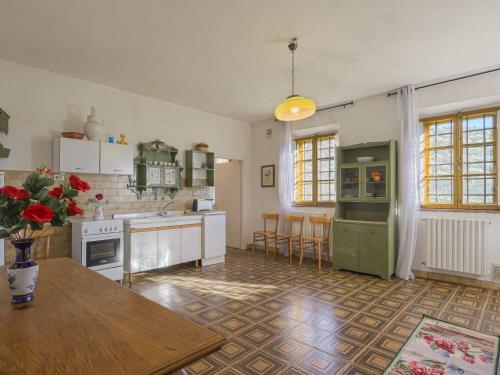 Holiday Home Conte Francesco I-3 by Interhome in Чертальдо