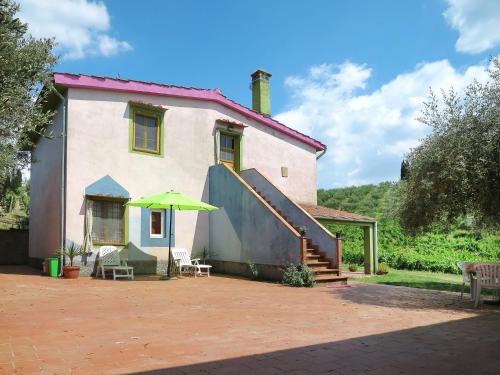 Holiday Home Conte Francesco I-3 by Interhome in Чертальдо