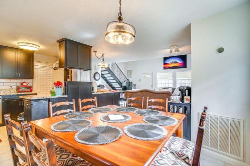 8 Mi to Tellico Plains: Family Home Near Trails! in Englewood (TN)