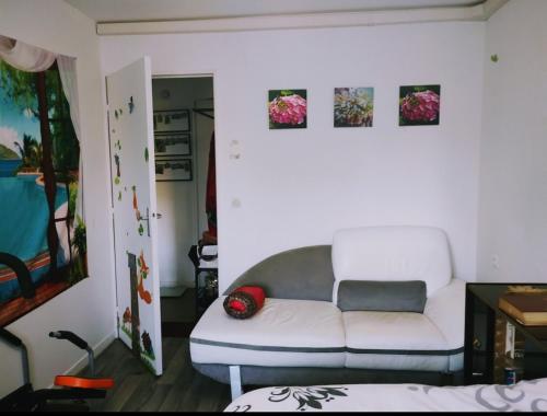 Chambre indépendante (Chambre independante) in 沃勒佩尼