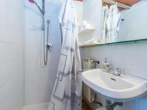 Apartment Petralina by Interhome