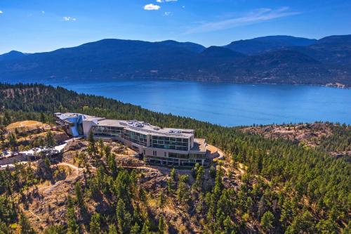 Sparkling Hill Resort and Spa - Adults-Only Resort