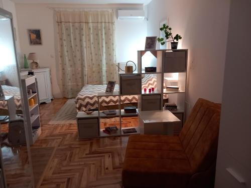 Studio D - Location saisonnière - Sombor