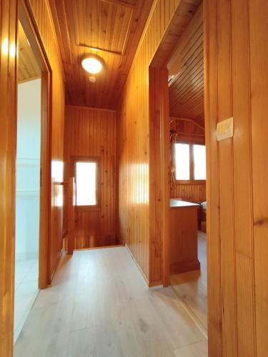 ห้องน้ำ, L'Auzacoise, chalet tout confort pour un séjour inoubliable (L'Auzacoise, chalet tout confort pour un sejour inoubliable) in ซูยัค