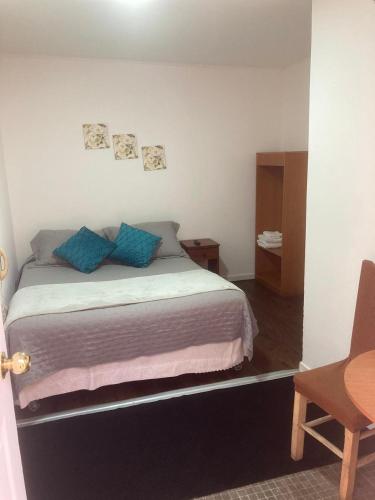 1 double bed