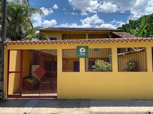 Casa Aconchegante - Proximo das melhores praias de Paraty - 11 pessoas - 25 minutos de carro ate o c – khách sạn tại Taquari