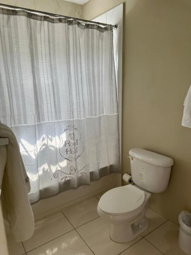 Baie, Nomar's Island Oasis in Runaway Bay