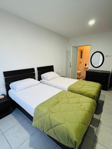 Specious apartment in St Julians 5