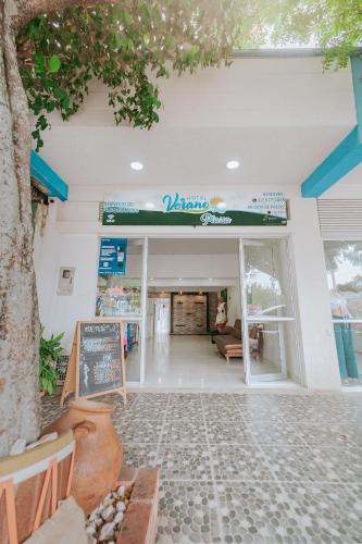 Hotel Verano Plaza in Venadillo