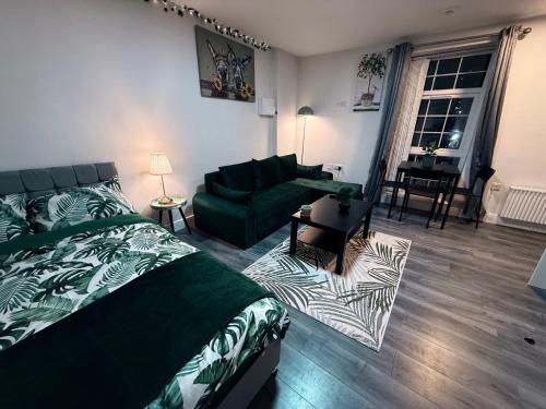 Digbeth 1-Bed Apt Sleeps 4 Self Check-In - Birmingham