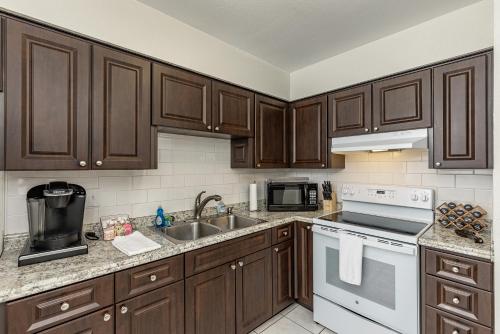設施, Close to Clearwater Beach and Honeymoon Island! in 塔彭斯普林斯