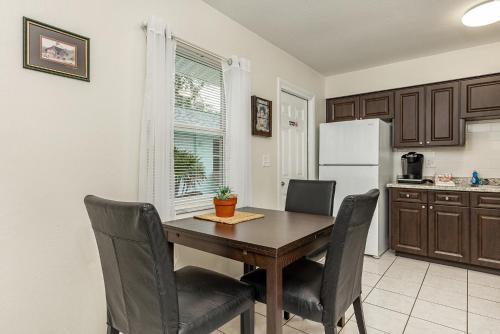 設施, Close to Clearwater Beach and Honeymoon Island! in 塔彭斯普林斯