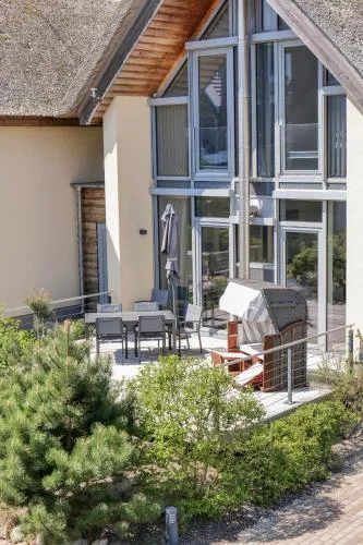 Ostsee - Reetdachhaus Nr 44 "Reethüs - Marina" im Strand Resort in Heiligenhafen, Deutschland