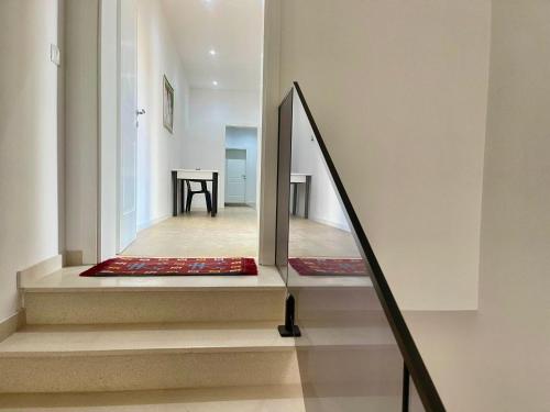 One-Bedroom Apartment image 4