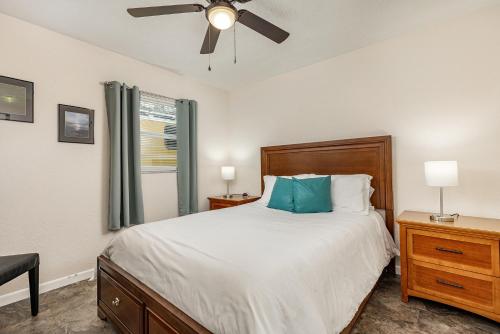 Luxurious 2 bedroom near Innisbrook Golf Resort! thumb 2