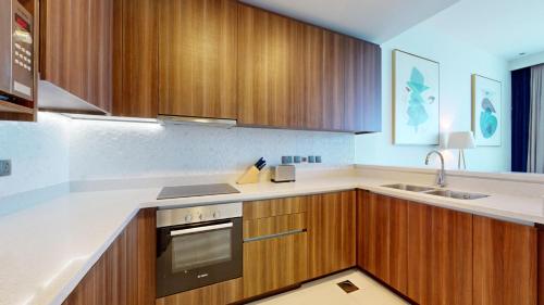 Locations I Avani Palm View I Luxury 2 Bedroom I Sea View I Pool, Gym, Parking, Wi-Fi, Dubaj (zdjęcie 6)