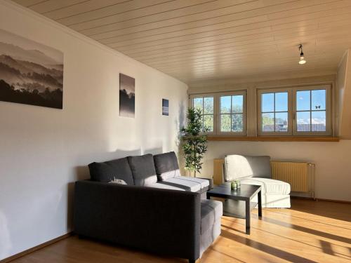Praktisches 5-Zimmer Apartment mit 9 Einzelbetten & Schlafsofa in Hamburg-Harburg, Hamburk