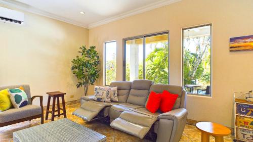 Altos Del Flamingo 38- 3Br House With Pool