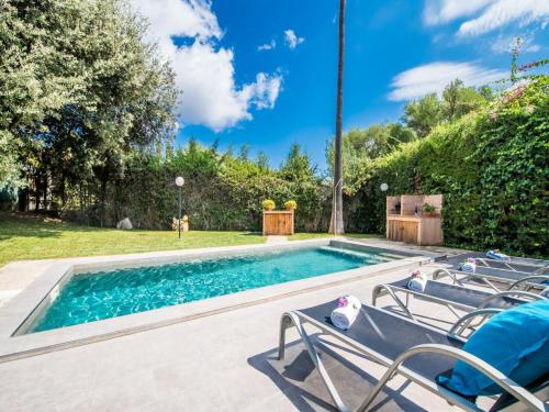 Holiday home with large private pool Holiday home with large private pool