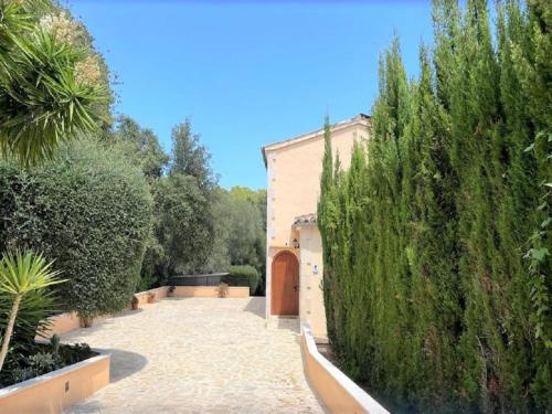 Mallorcan villa in Sa Pobla Mallorcan villa in Sa Pobla