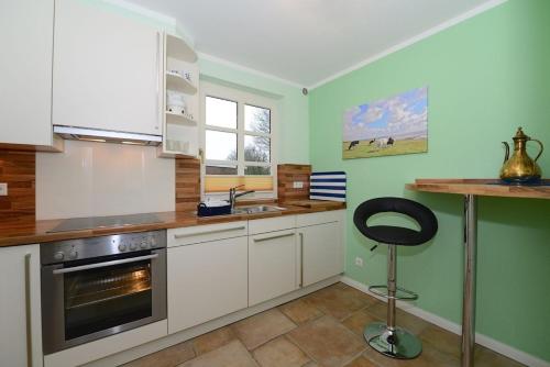 Apartment image 10