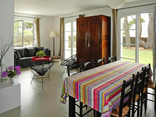 設施, Holiday Home in Carnac near Sandy Beach in 卡赫納克