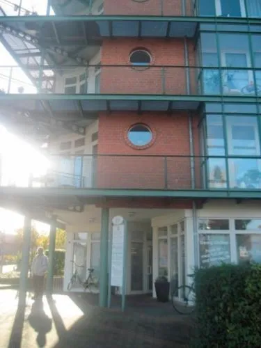 Kapitäns Koje mit Strandkorb in Eckernförde, Deutschland