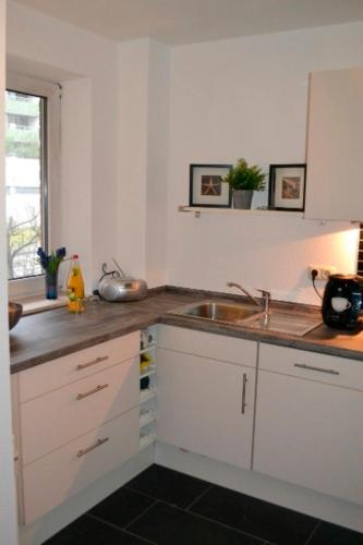 Kapitäns Koje mit Strandkorb (Kapitans Koje mit Strandkorb) in 埃肯弗德