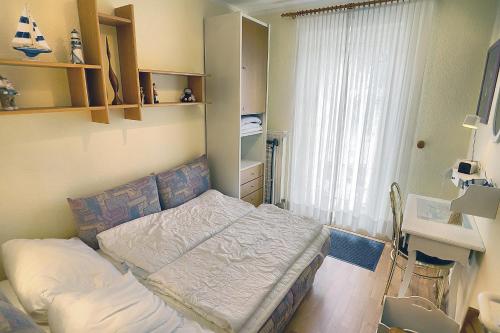 Apartment image 3