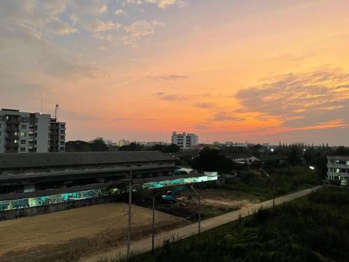 Cream house Cream house