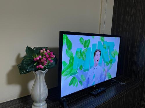 Cream house Cream house