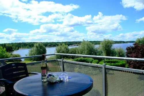 Ferienwohnung Turmfalke mit Müritzblick in Waren Müritz, Deutschland