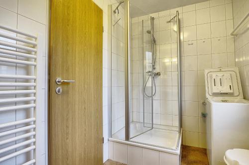 Ostseehaus 2 237m von Birkenstraße entfernt