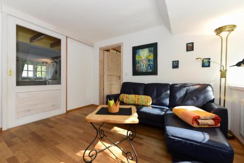 An der Löwenhöhle An der Löwenhöhle