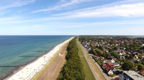 Boddenwelle in Zingst