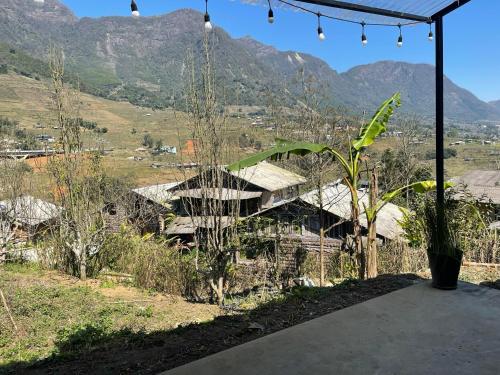 Studio with Mountain View image 10
