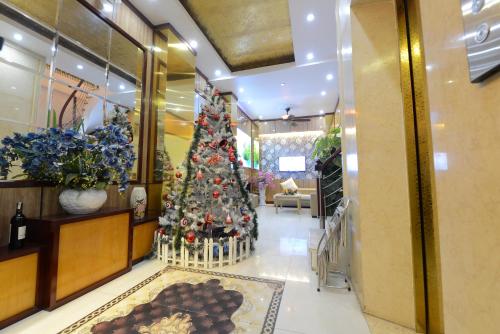 Blue Hanoi Inn Center Hotel