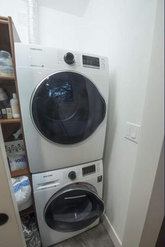 2 Bedroom Getaway Near Downtown near Ballard Locks