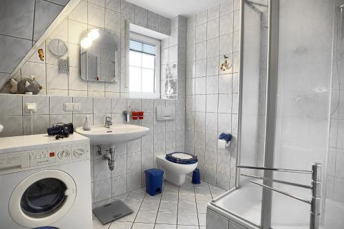 Apartment image 3