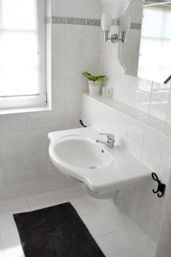 Holiday Home image 7